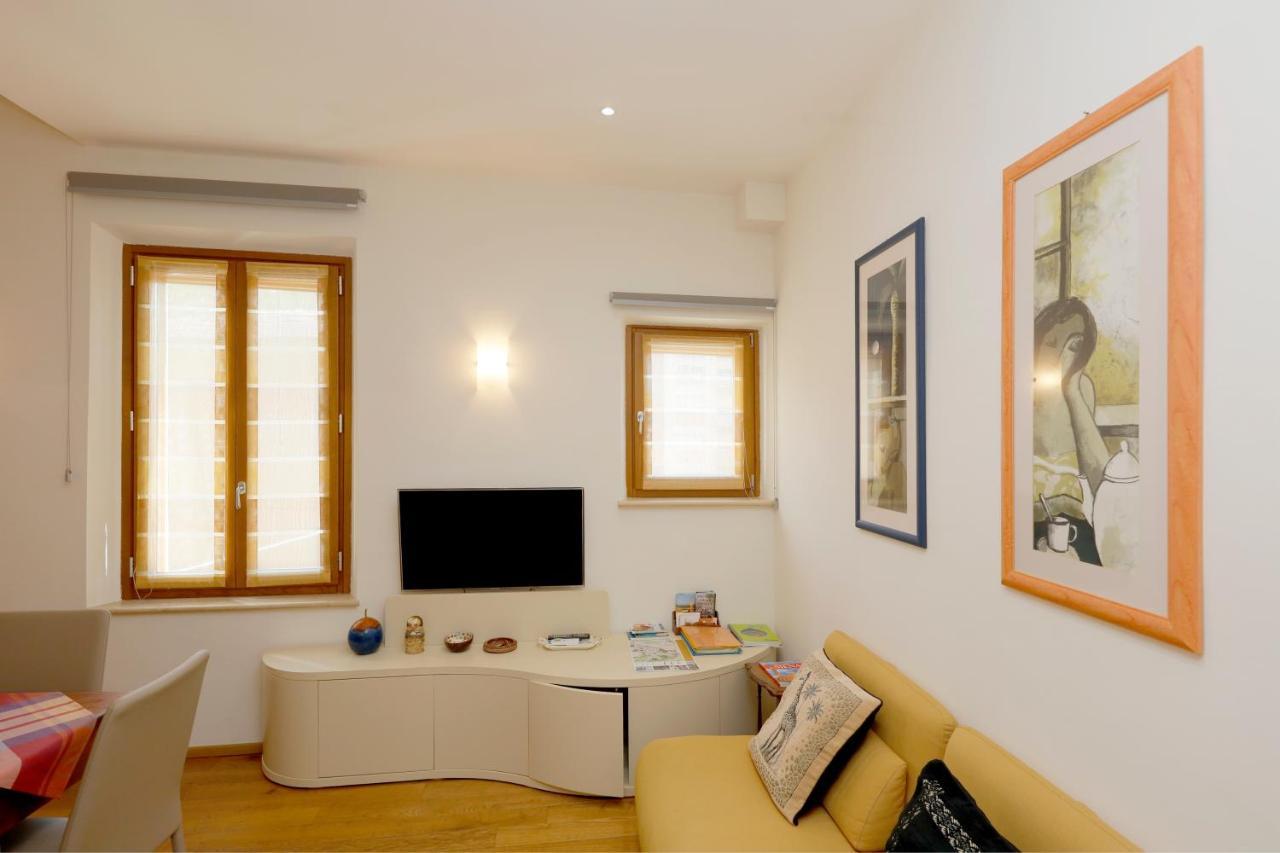 Siena Uptown - Sabrina'S Cozy Apartment Екстер'єр фото