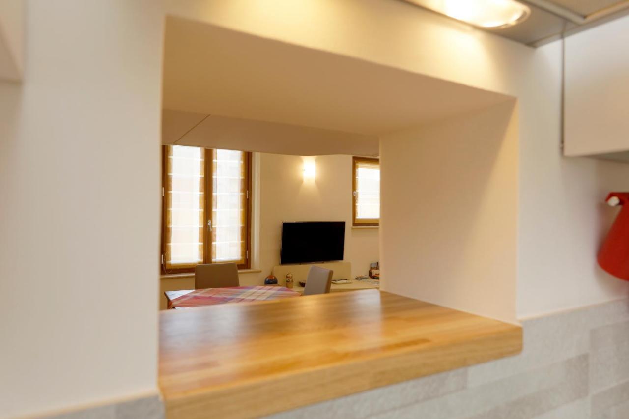 Siena Uptown - Sabrina'S Cozy Apartment Екстер'єр фото